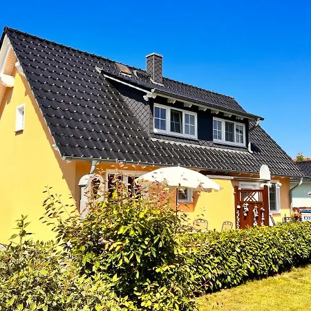 Tatil Evi Anna - Linke Seite Dranske