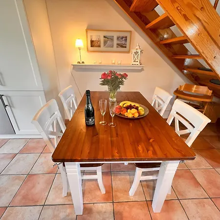 Tatil Evi Anna - Linke Seite